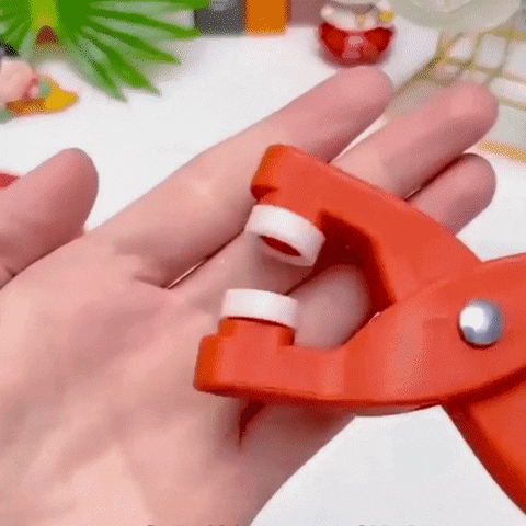 Heavy Duty Eyelet Punch Plier Tool (With 50 Buttons)