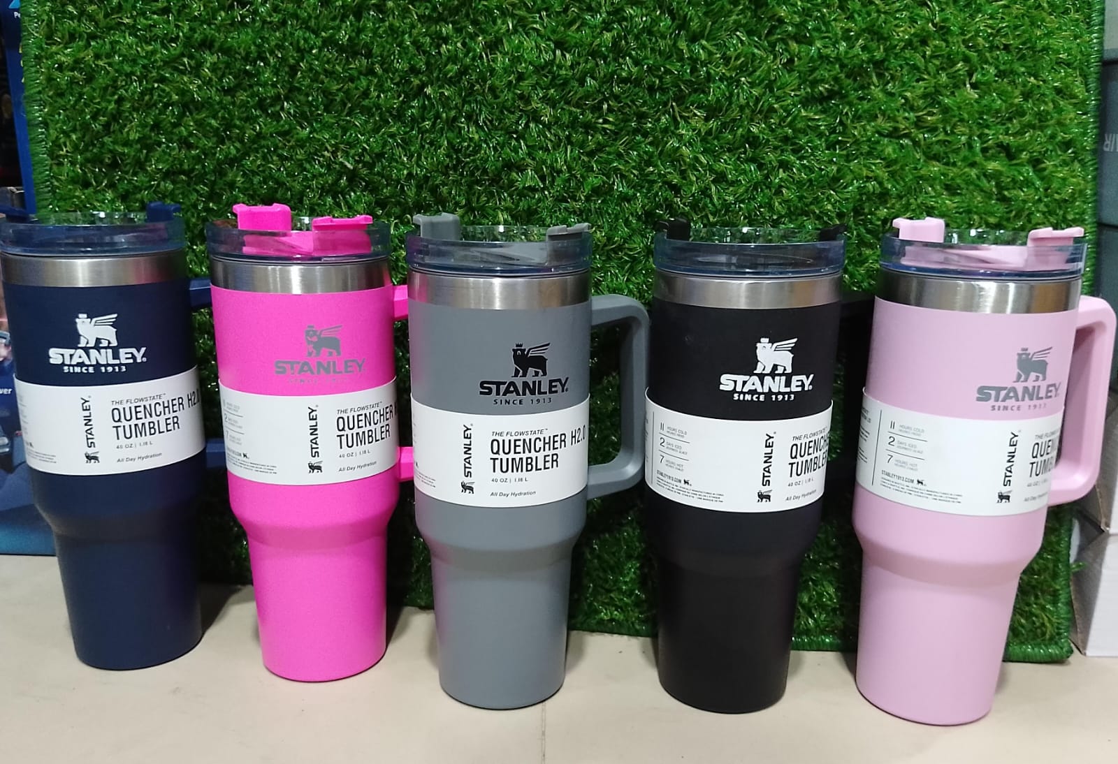 Stanley 40 Oz Quencher Tumbler Random Colors (With Box)